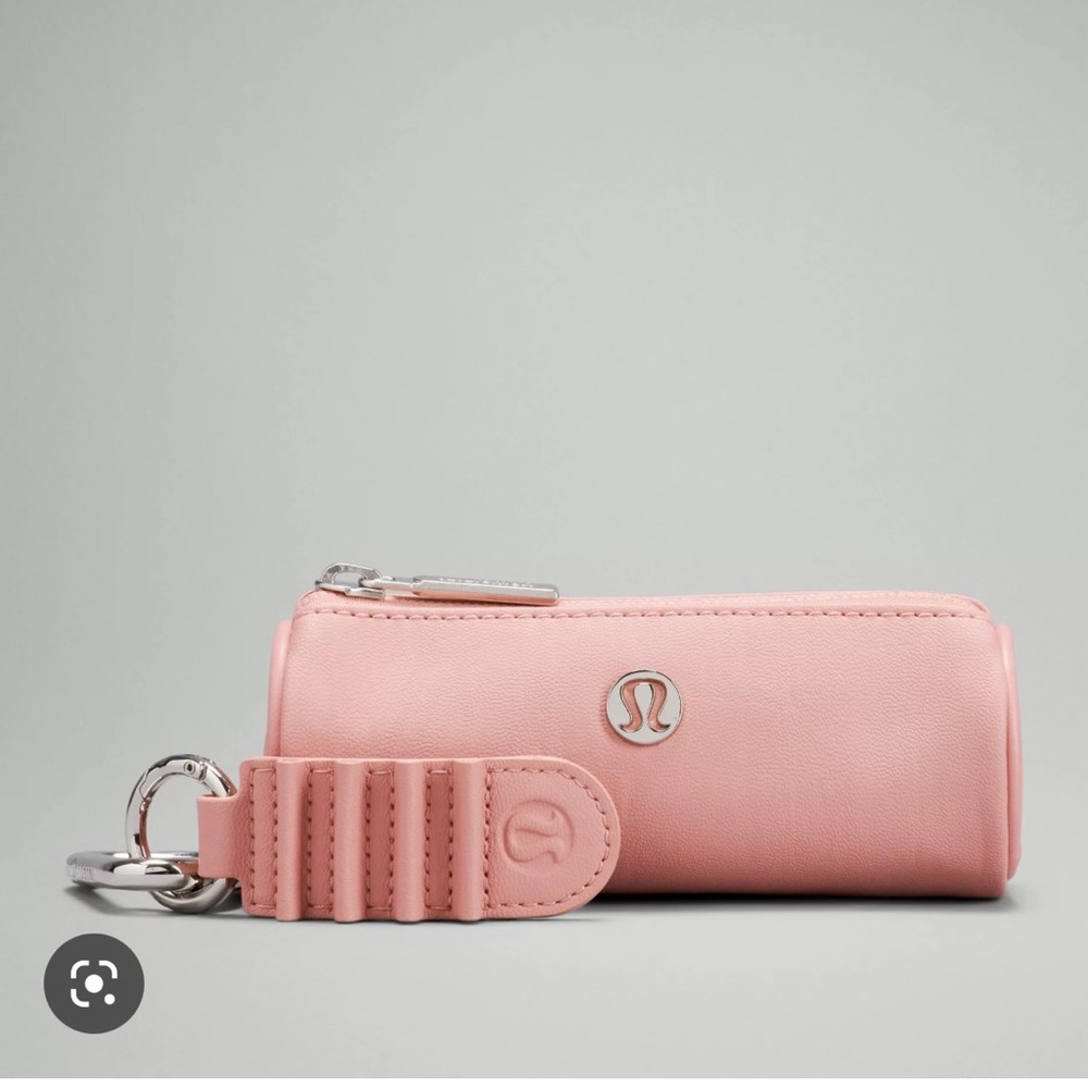 Lululemon easy clip golf pouch